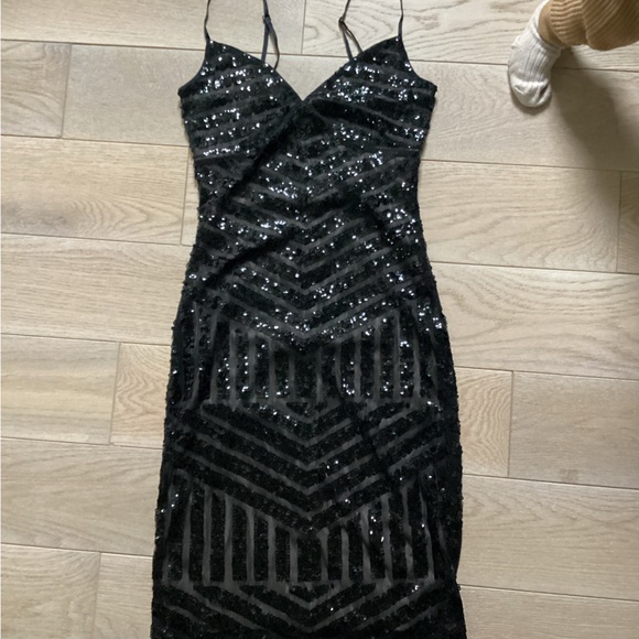 Express sequin black dress - Size 0 - Picture 1 of 2
